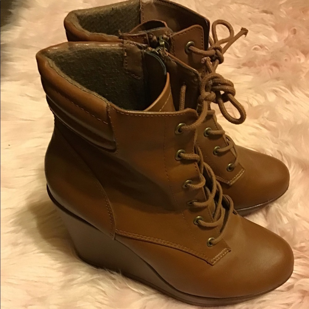 Wedge booties